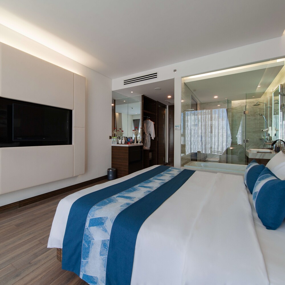 Grand Deluxe King Seaview